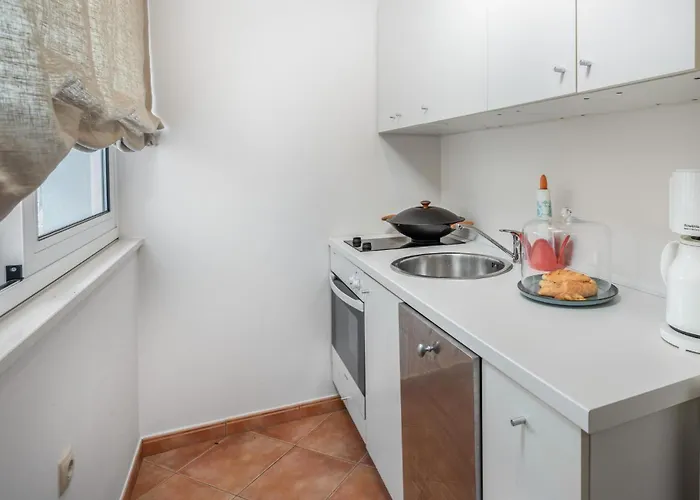 Amazing In Barbat With Kitchen Ferienhaus