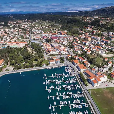 Amazing In Barbat With Kitchen